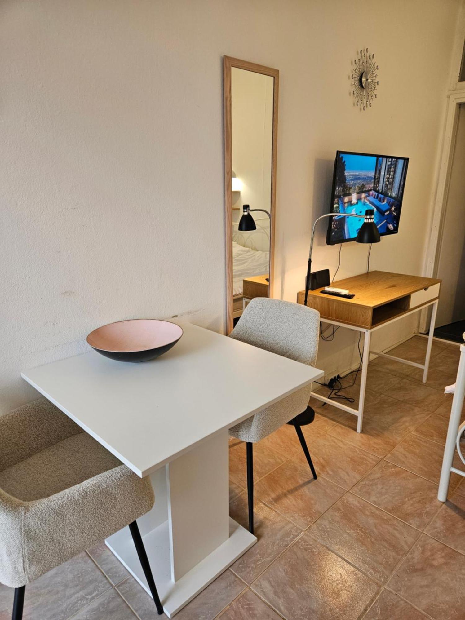 Apartment For Two *